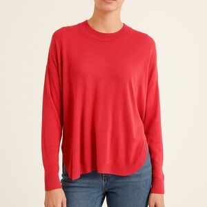 J. Crew Linen-blend curved-hem Crewneck Sweater Top